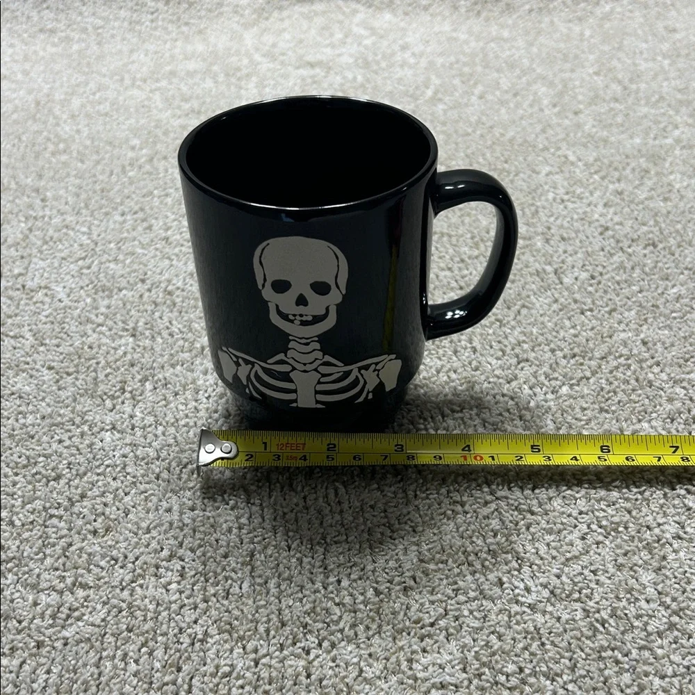 Skeleton Stackable Mugs Set - Picture 5 of 7